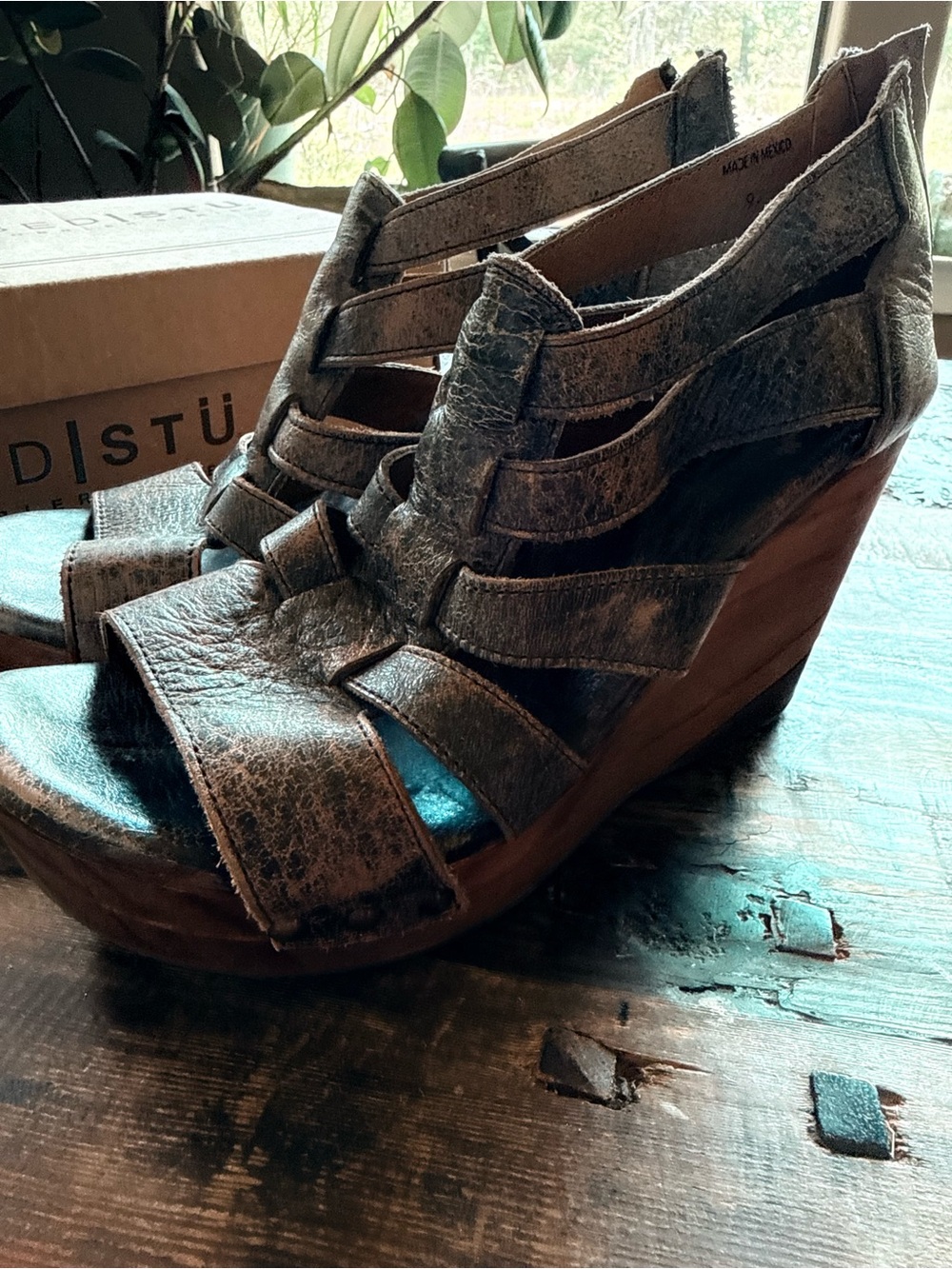 Bed Stu Distressed Brown Multi-Strap Wedge Sandals - Picture 5 of 6